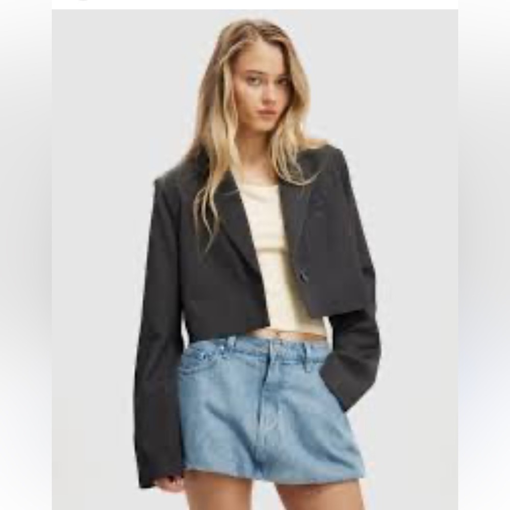 American Eagle Linen Blend Slightky Cropped Blazer(NWT)